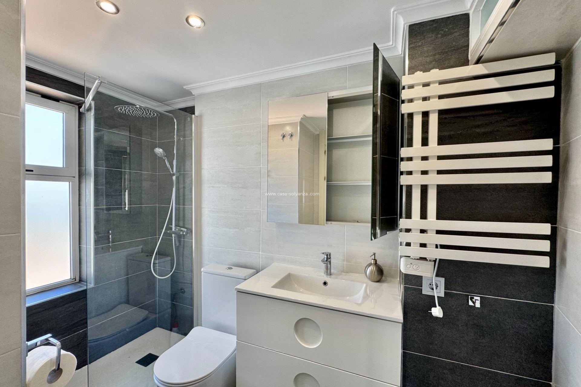 Herverkoop - Appartement / flat - Orihuela Costa - Punta Prima