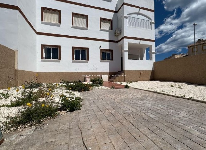 Herverkoop - Appartement / flat - Orihuela Costa