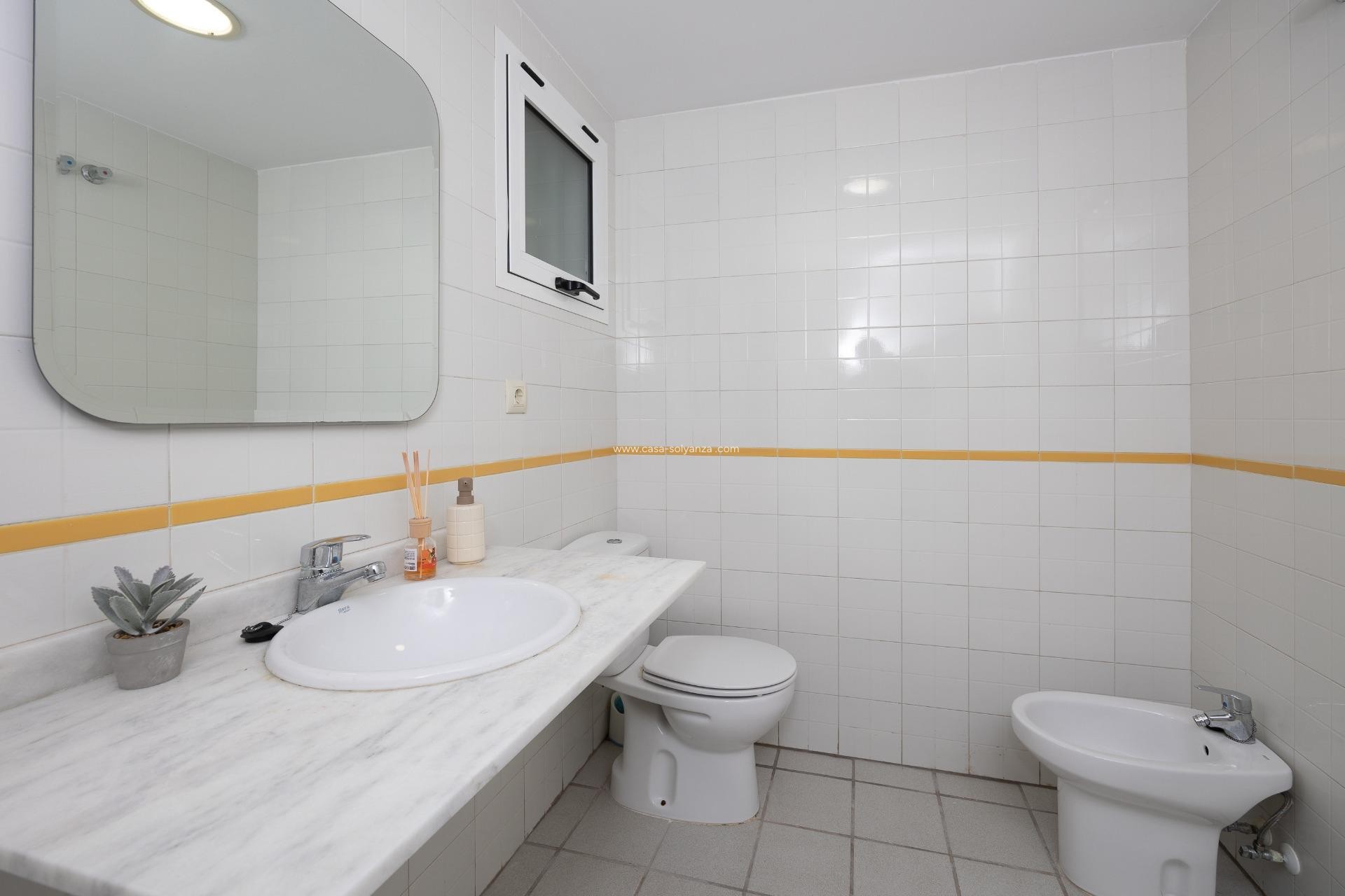 Herverkoop - Appartement / flat - Orihuela Costa