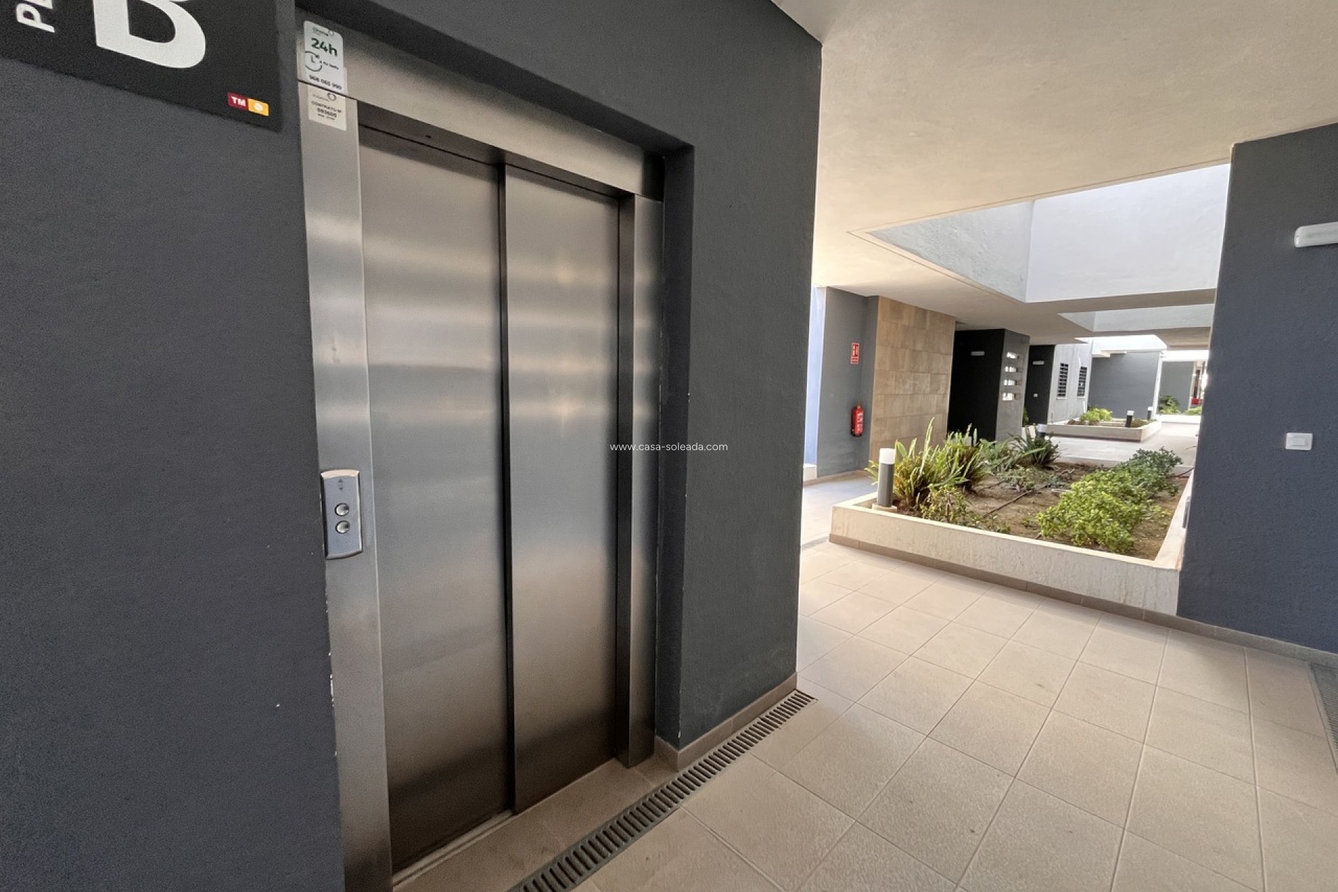 Herverkoop - Appartement / flat - Playa Flamenca
