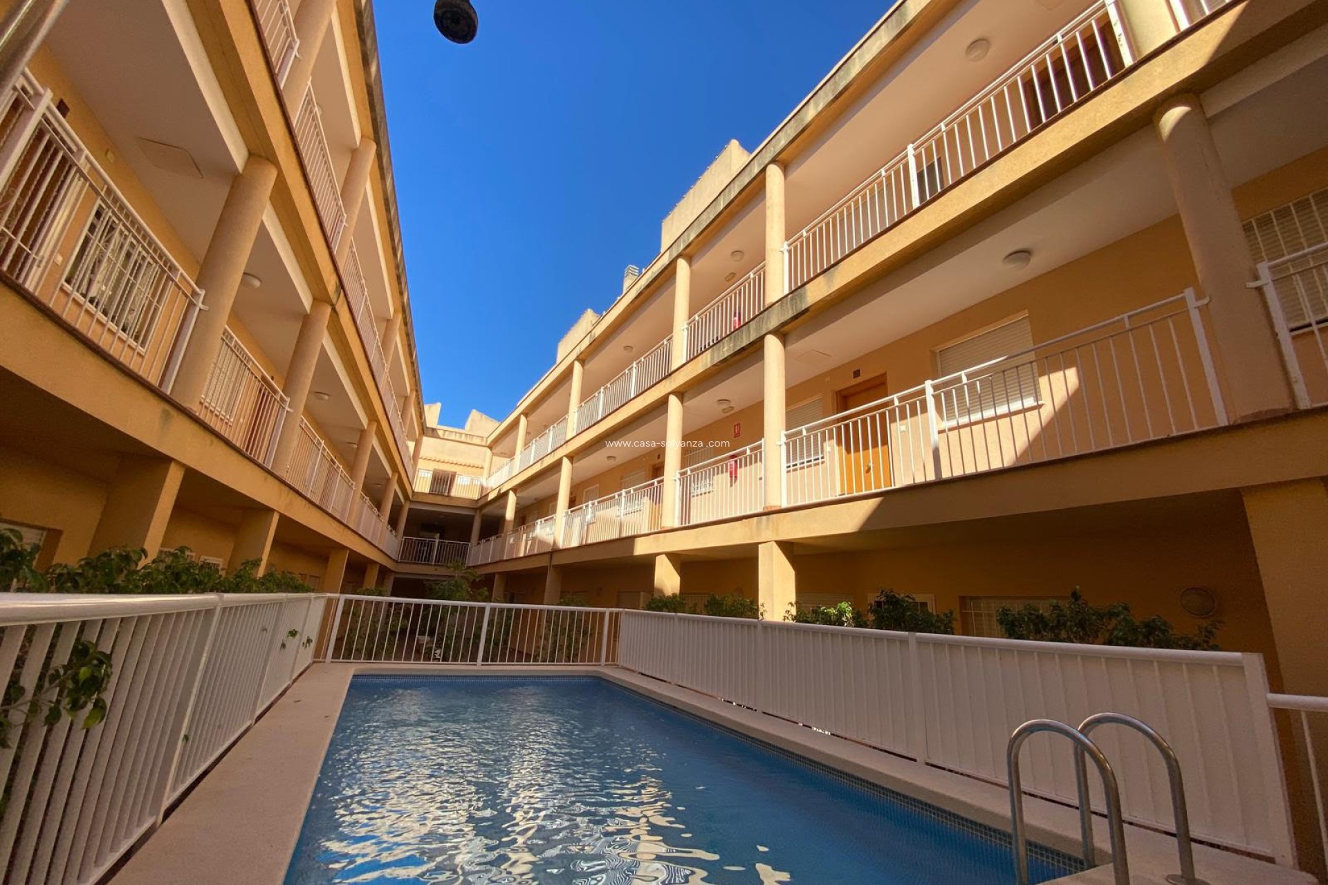 Herverkoop - Appartement / flat - Rafal - Inland