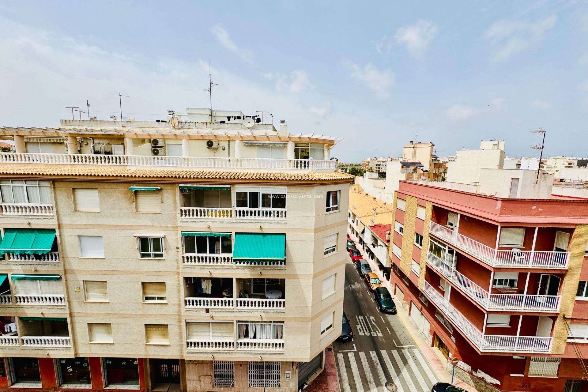 Herverkoop - Appartement / flat - Torrevieja - Acequion