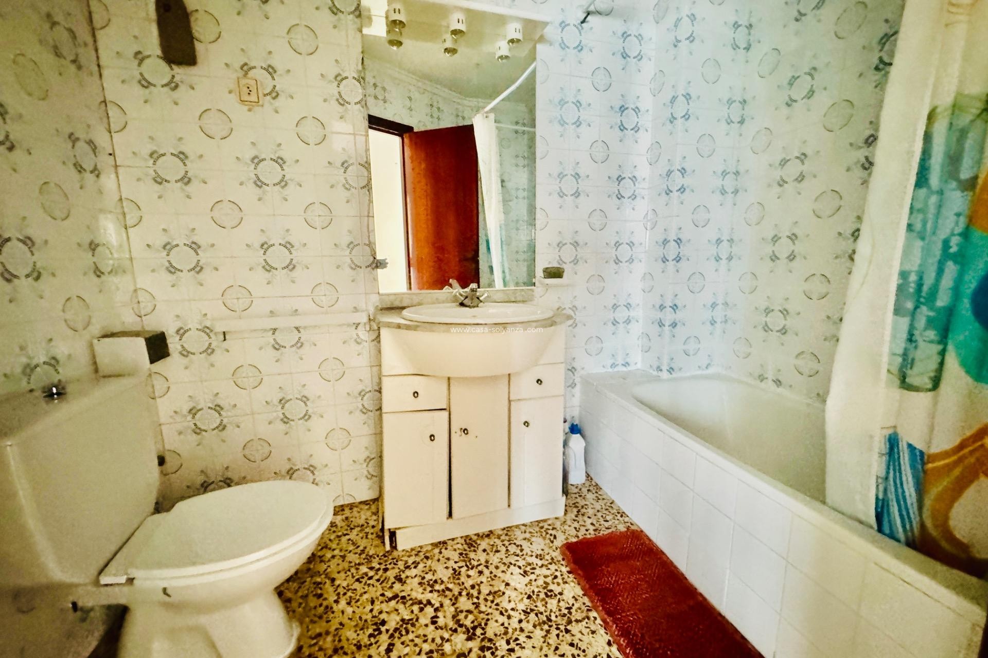 Herverkoop - Appartement / flat - Torrevieja - Acequion