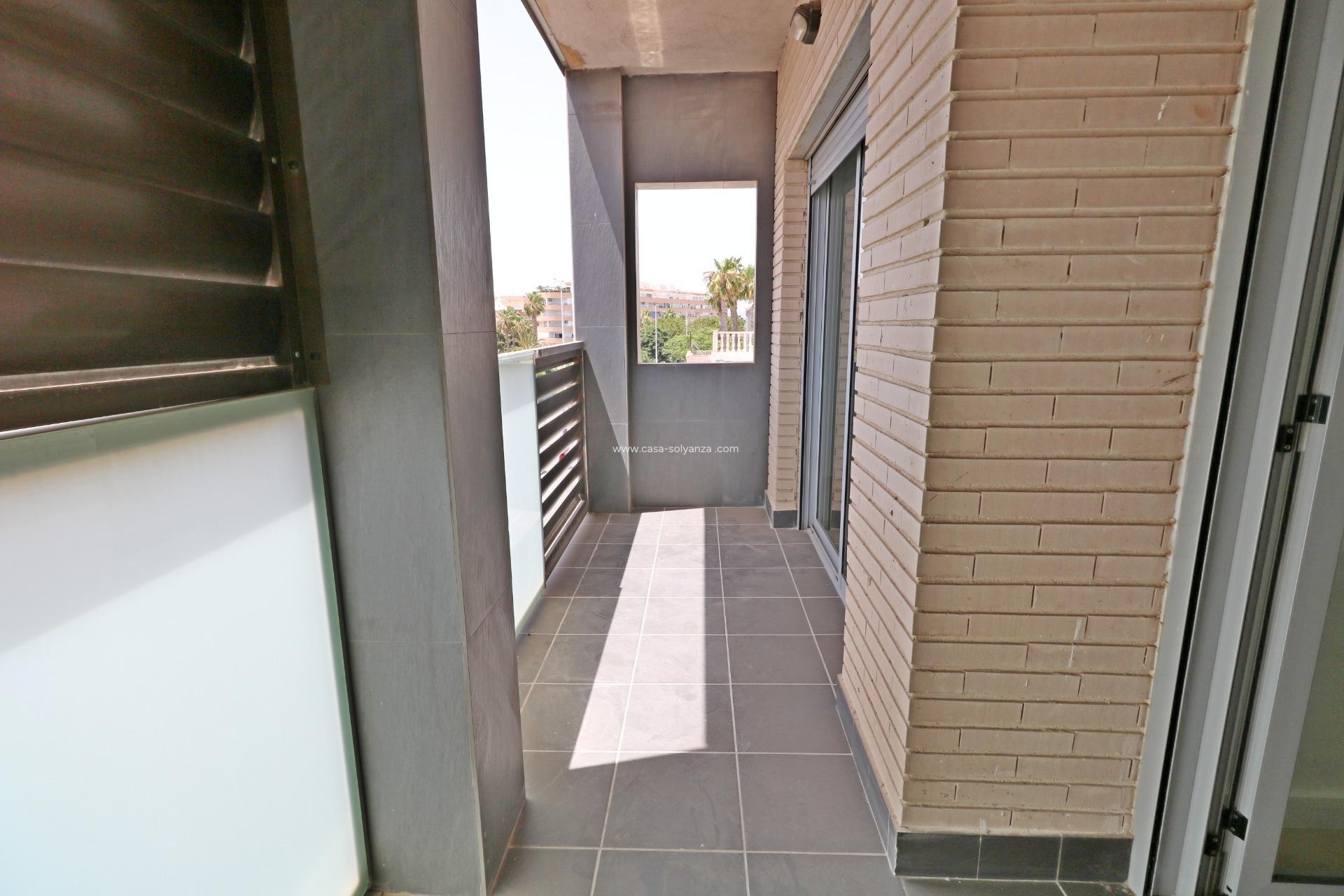 Herverkoop - Appartement / flat - Torrevieja - Acequion