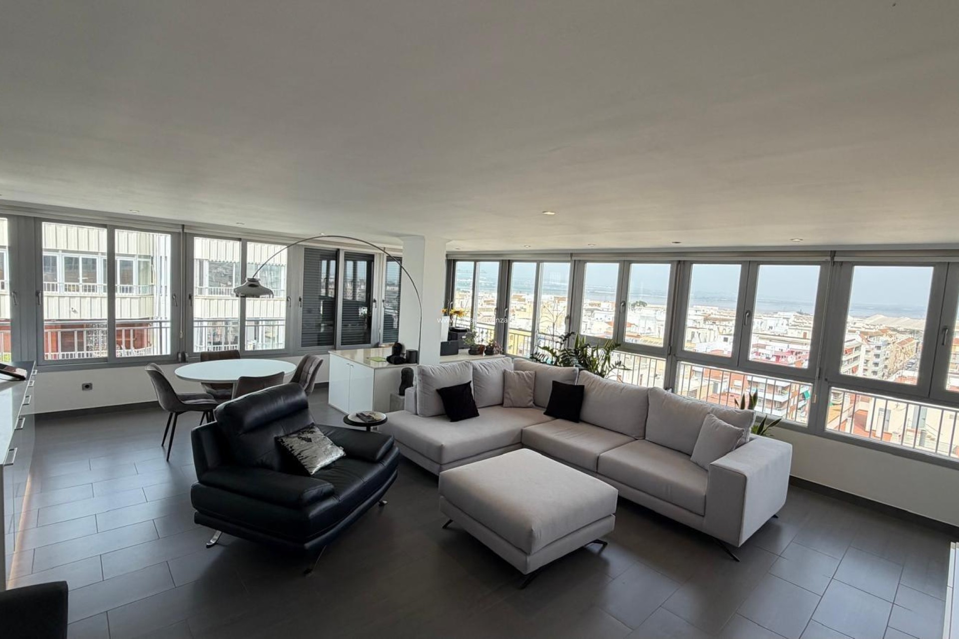 Herverkoop - Appartement / flat - Torrevieja - Acequion