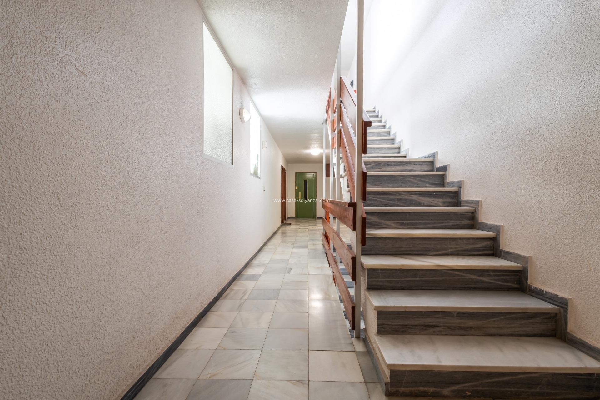 Herverkoop - Appartement / flat - Torrevieja - Acequion