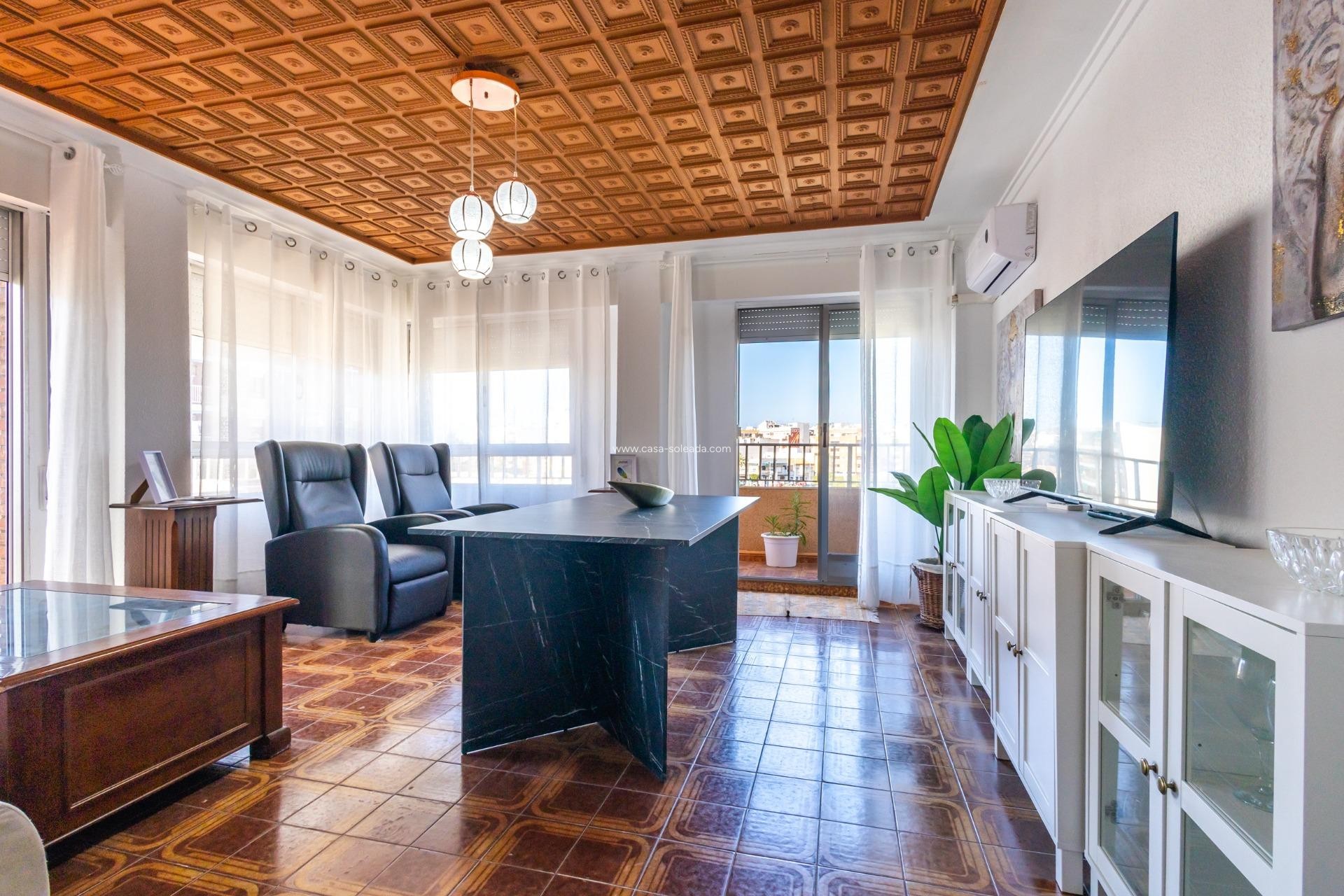 Herverkoop - Appartement / flat - Torrevieja - Acequion