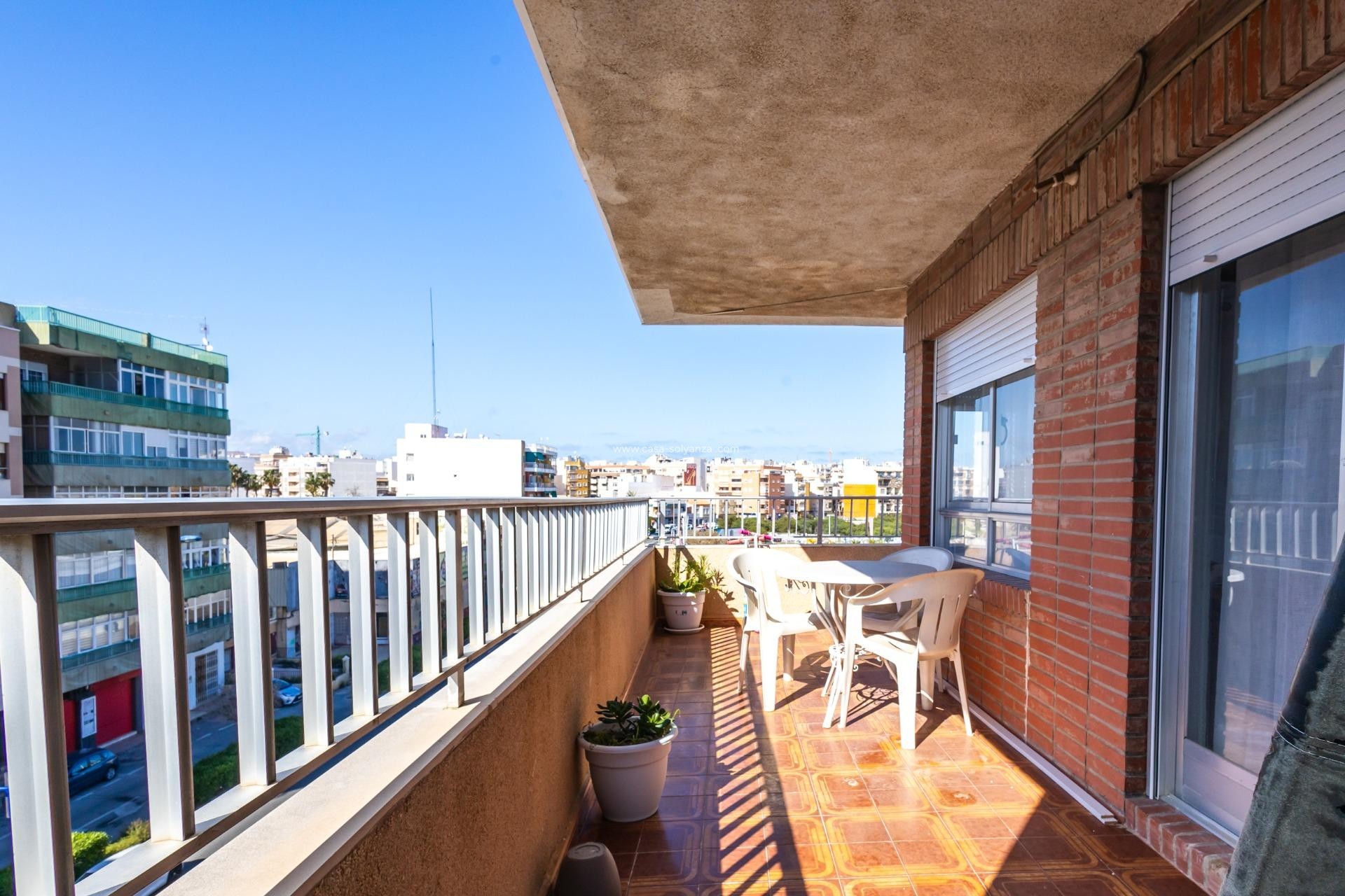 Herverkoop - Appartement / flat - Torrevieja - Acequion
