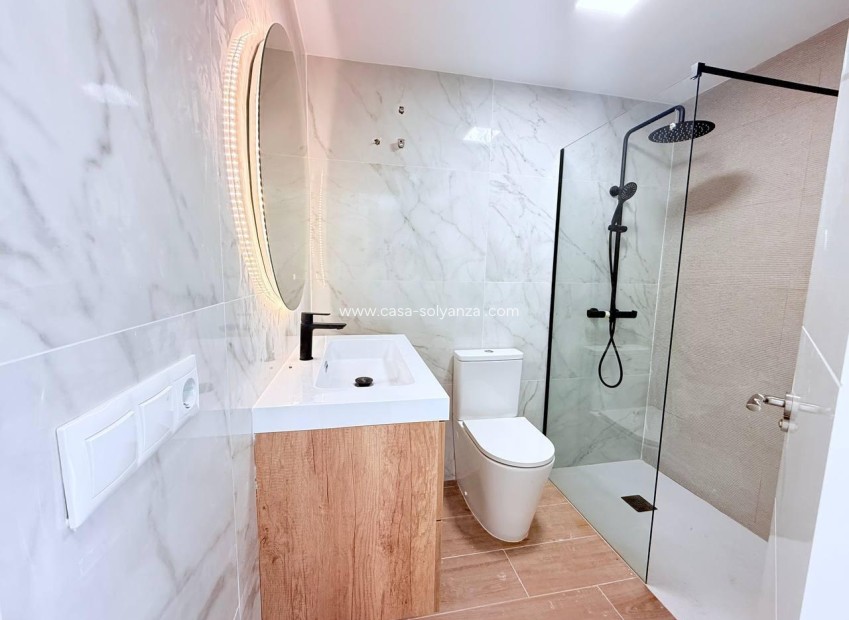Herverkoop - Appartement / flat - Torrevieja - Acequion