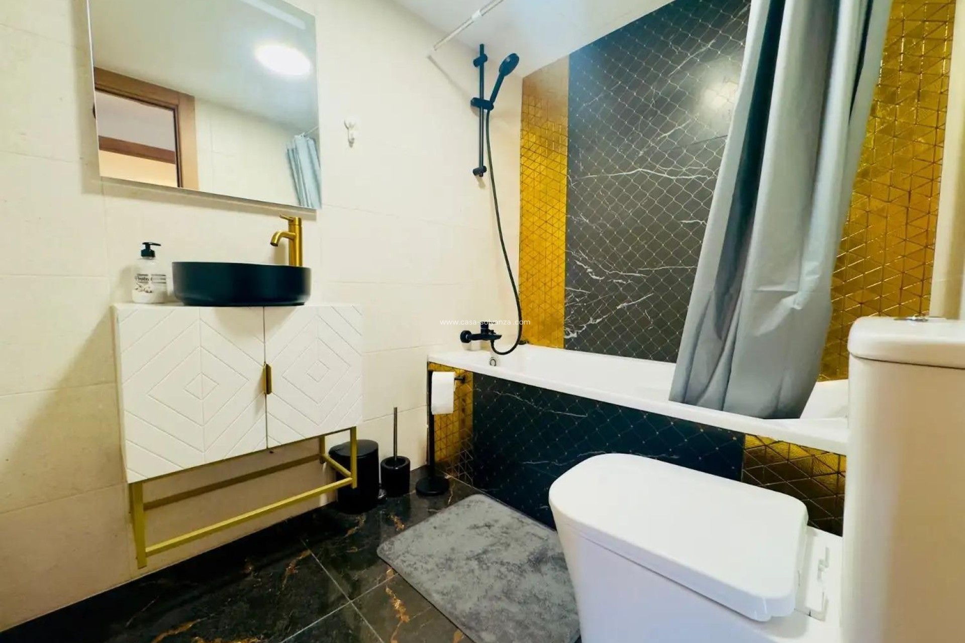 Herverkoop - Appartement / flat - Torrevieja - Acequion