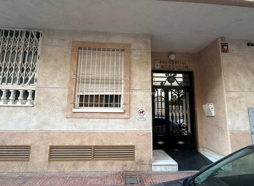 Herverkoop - Appartement / flat - Torrevieja - Acequion