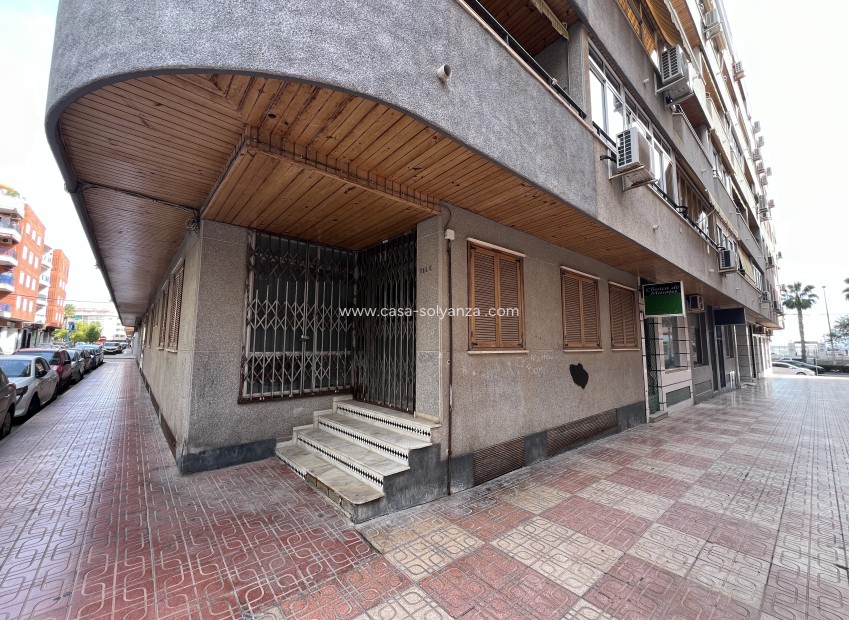 Herverkoop - Appartement / flat - Torrevieja - Acequion