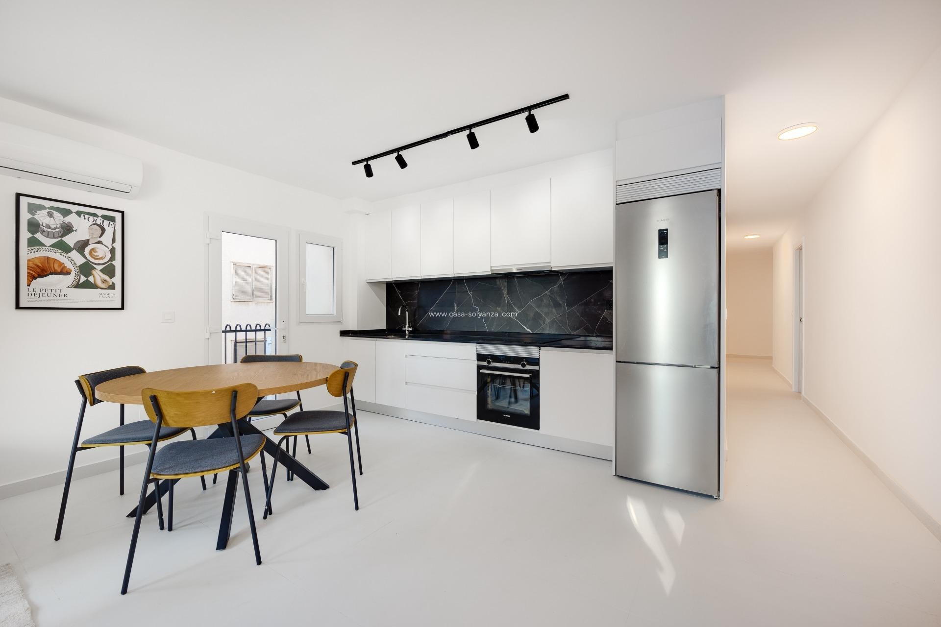 Herverkoop - Appartement / flat - Torrevieja - Acequion