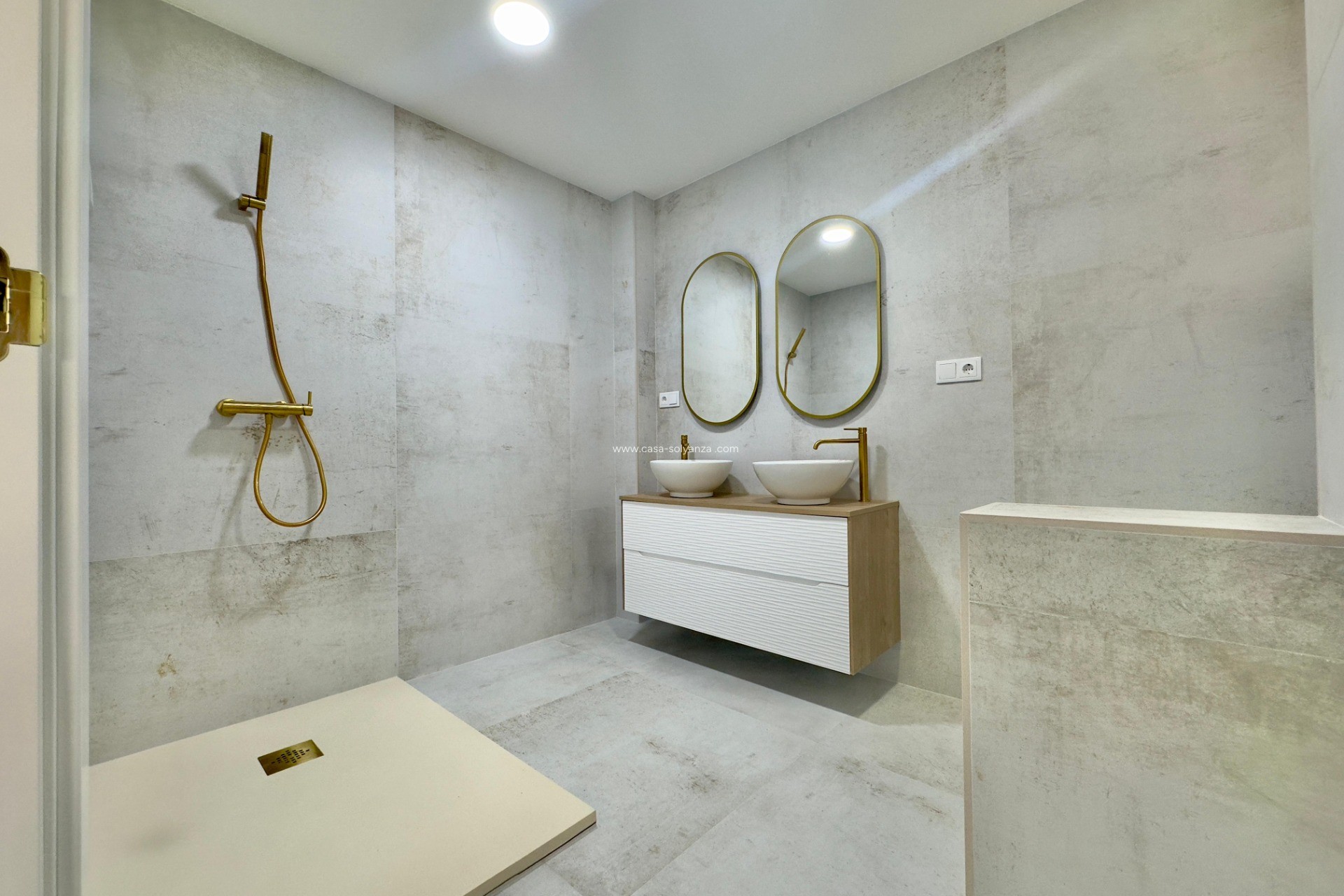 Herverkoop - Appartement / flat - Torrevieja - Acequion