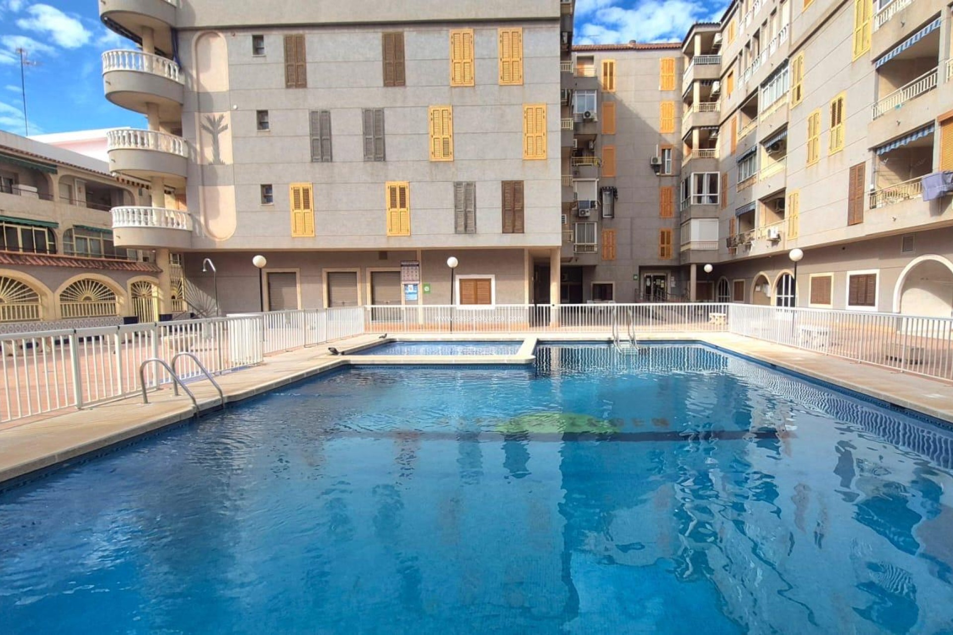 Herverkoop - Appartement / flat - Torrevieja - Acequion