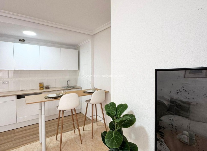 Herverkoop - Appartement / flat - Torrevieja - Antonio Machado