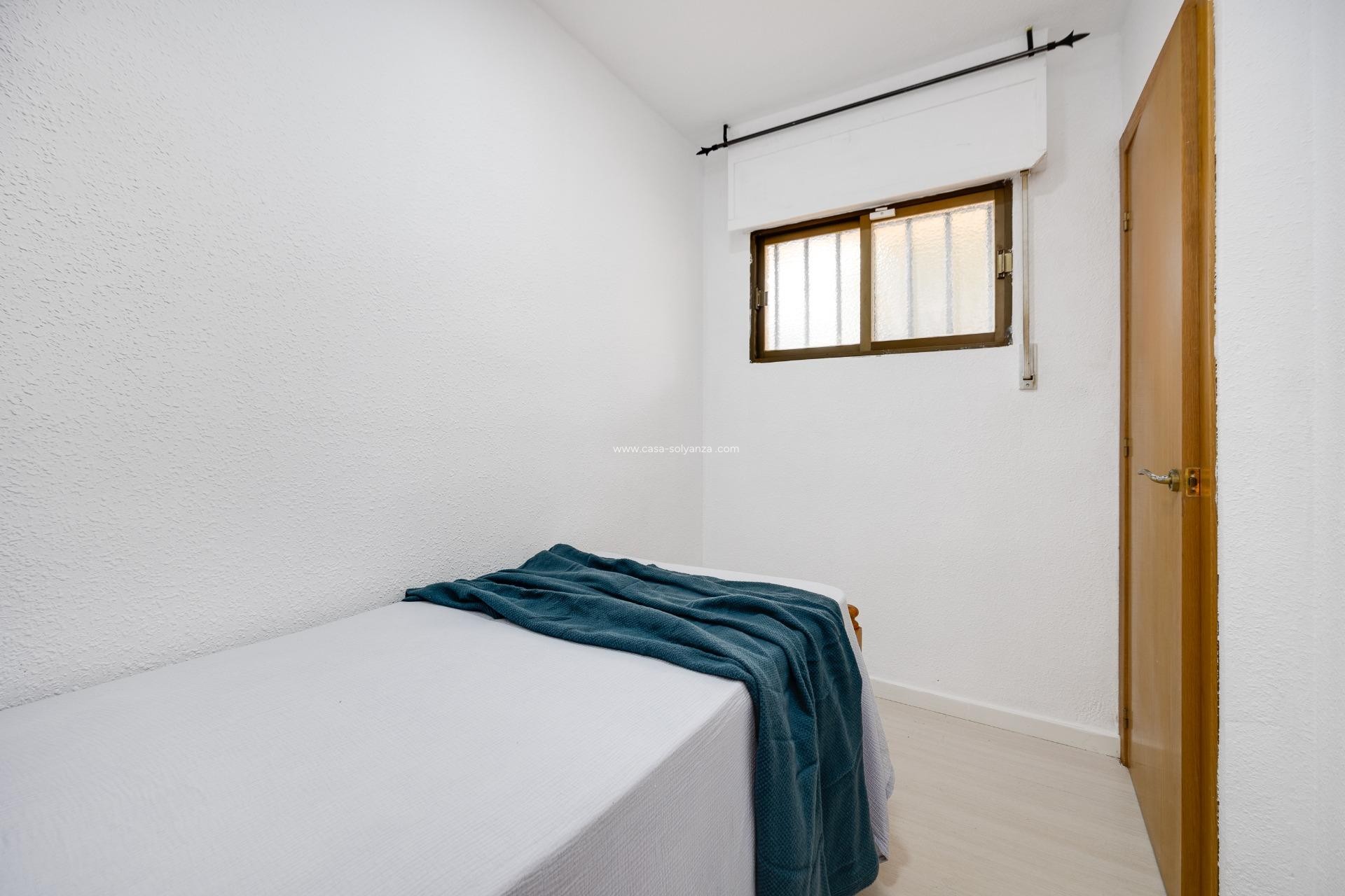 Herverkoop - Appartement / flat - Torrevieja - Cabo cervera