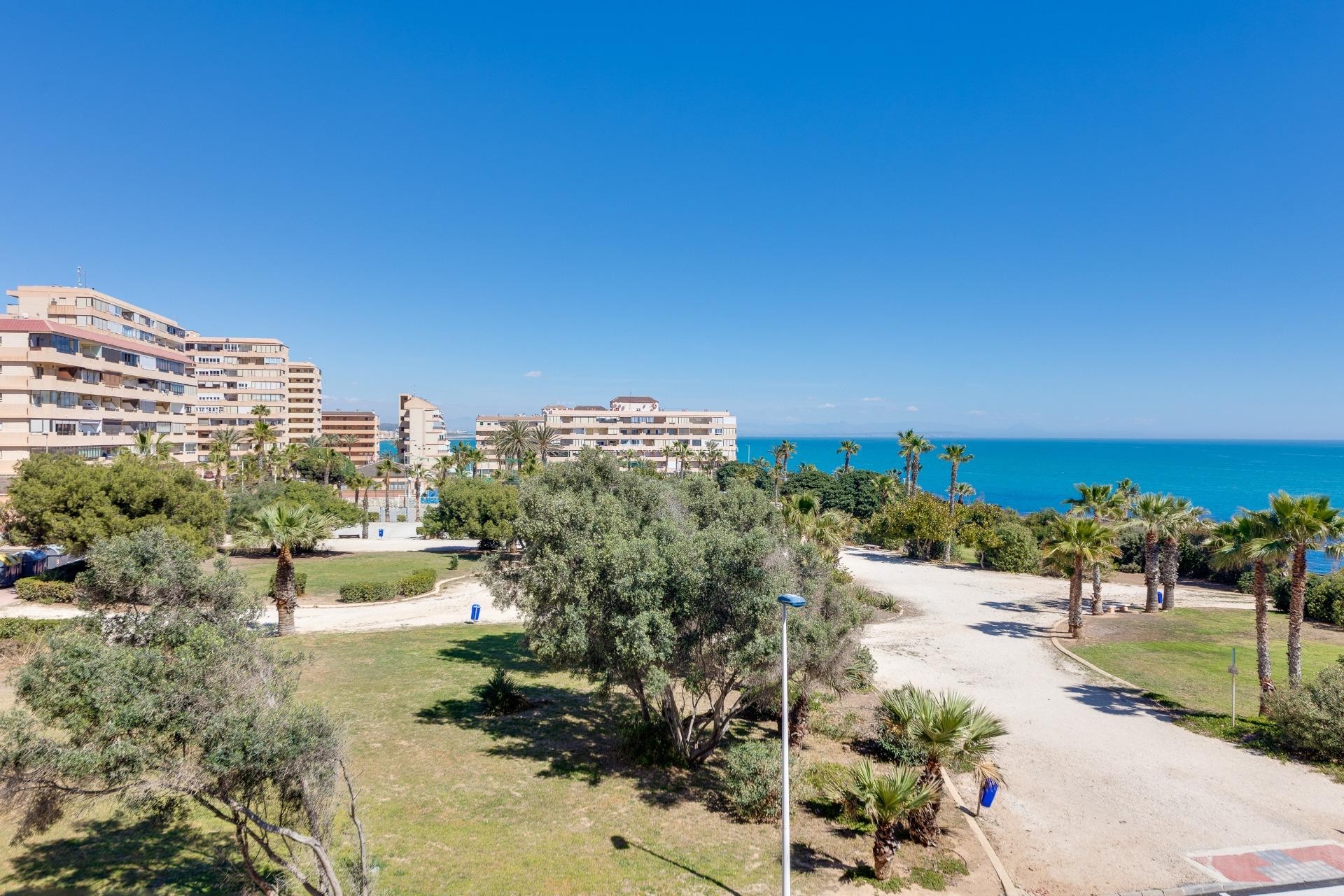 Herverkoop - Appartement / flat - Torrevieja - Cabo cervera