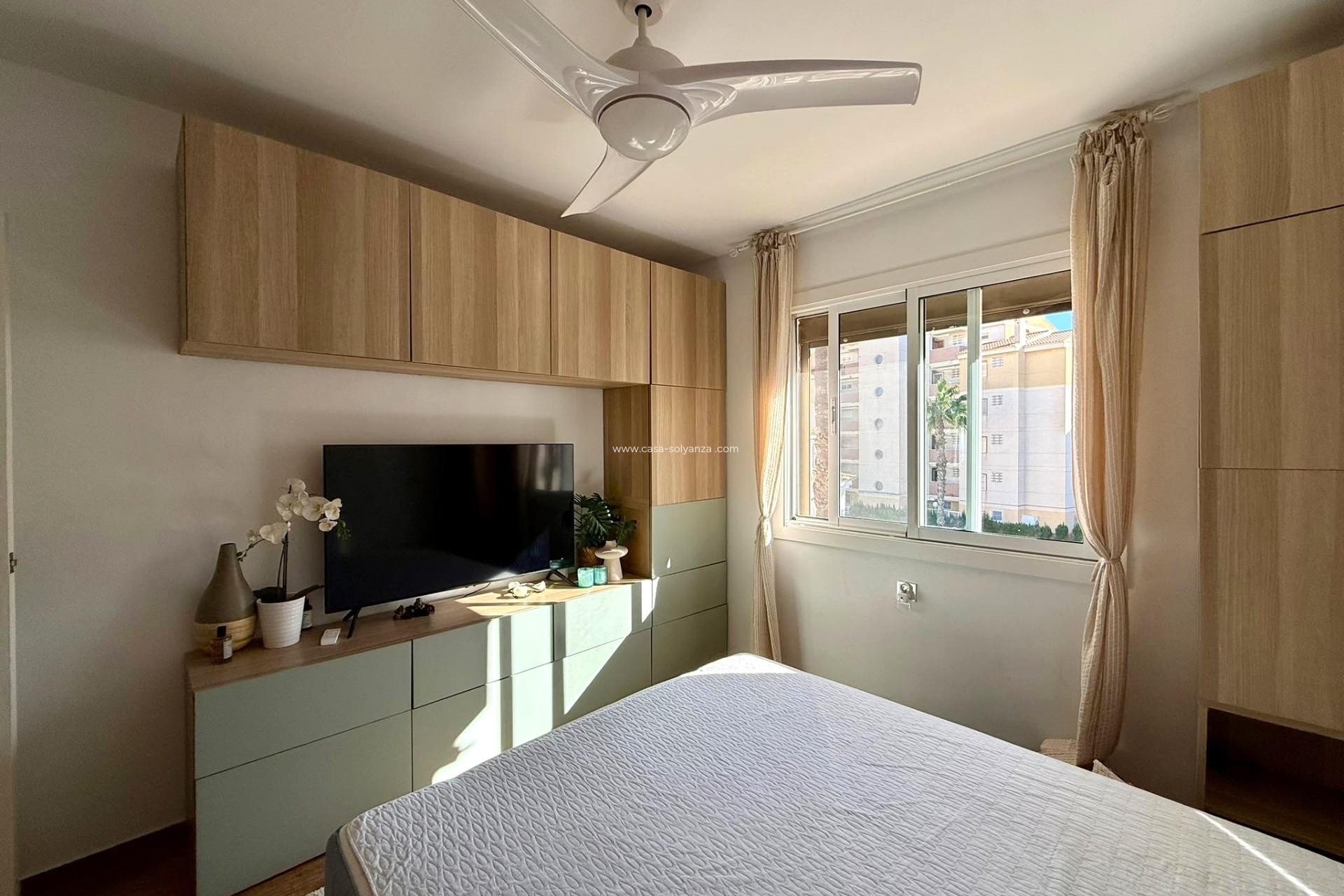 Herverkoop - Appartement / flat - Torrevieja - Calas Blanca