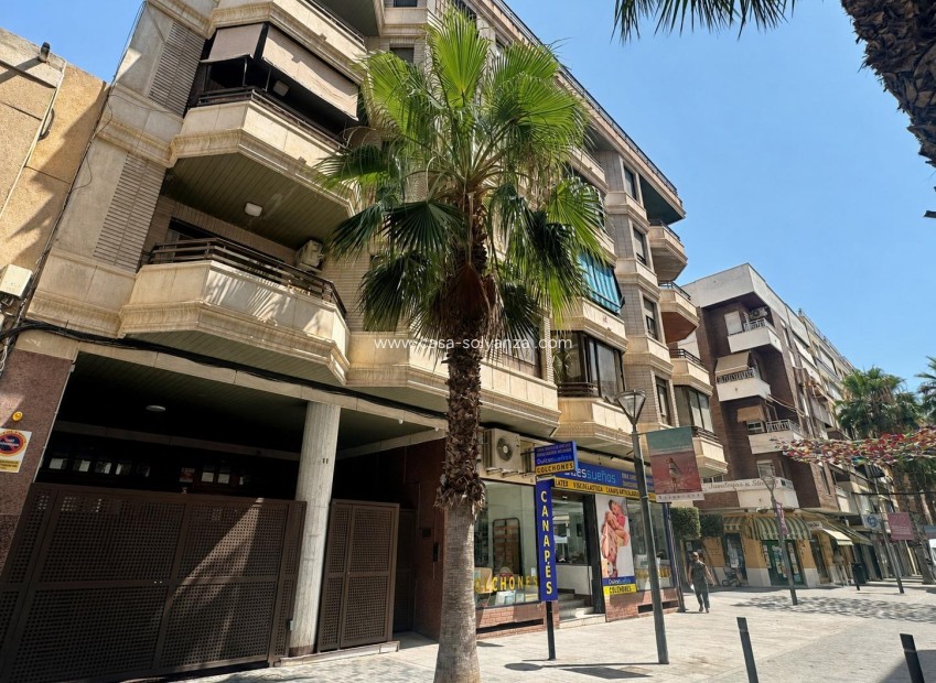 Herverkoop - Appartement / flat - Torrevieja - Center
