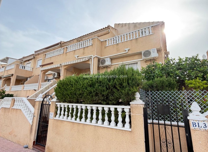 Herverkoop - Appartement / flat - Torrevieja - Center