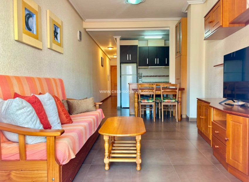 Herverkoop - Appartement / flat - Torrevieja - Center