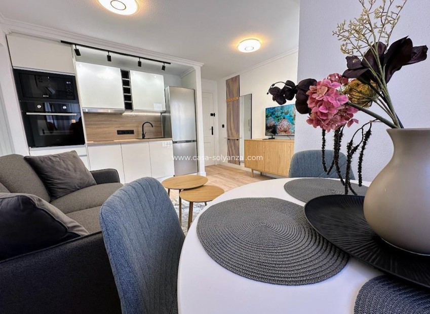 Herverkoop - Appartement / flat - Torrevieja - Center
