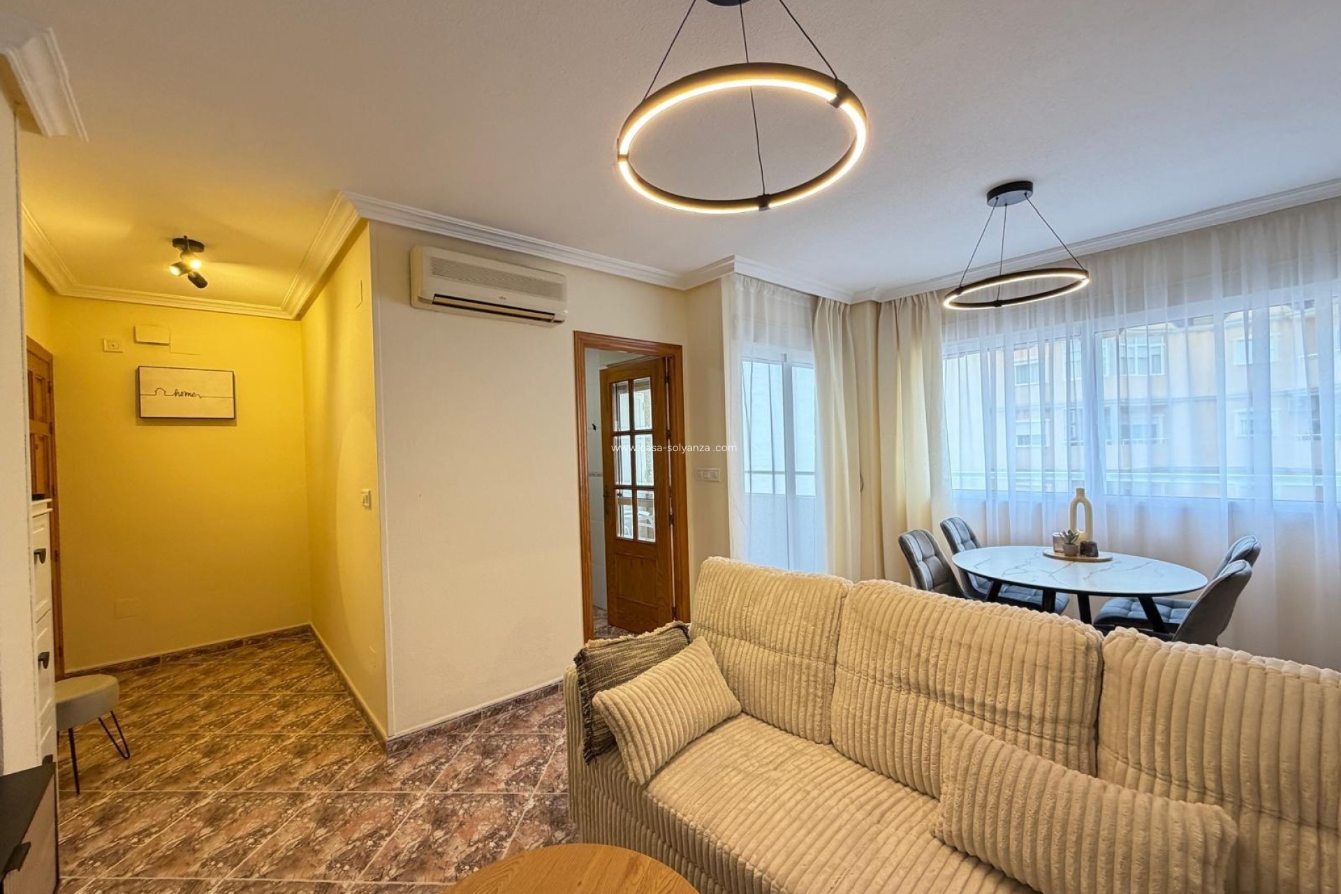 Herverkoop - Appartement / flat - Torrevieja - Center