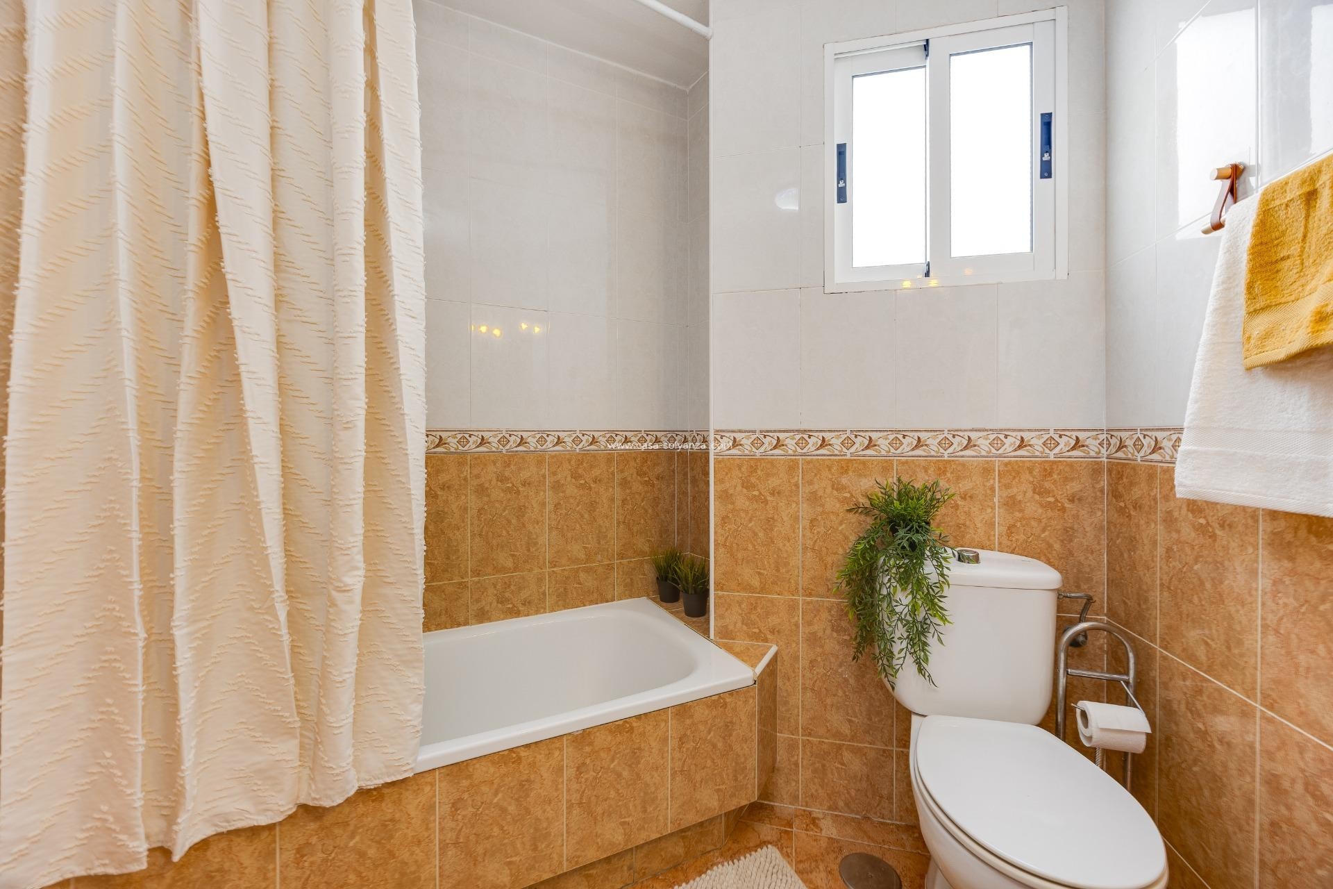 Herverkoop - Appartement / flat - Torrevieja - Center