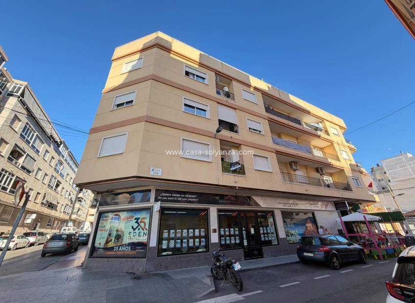 Herverkoop - Appartement / flat - Torrevieja - Center