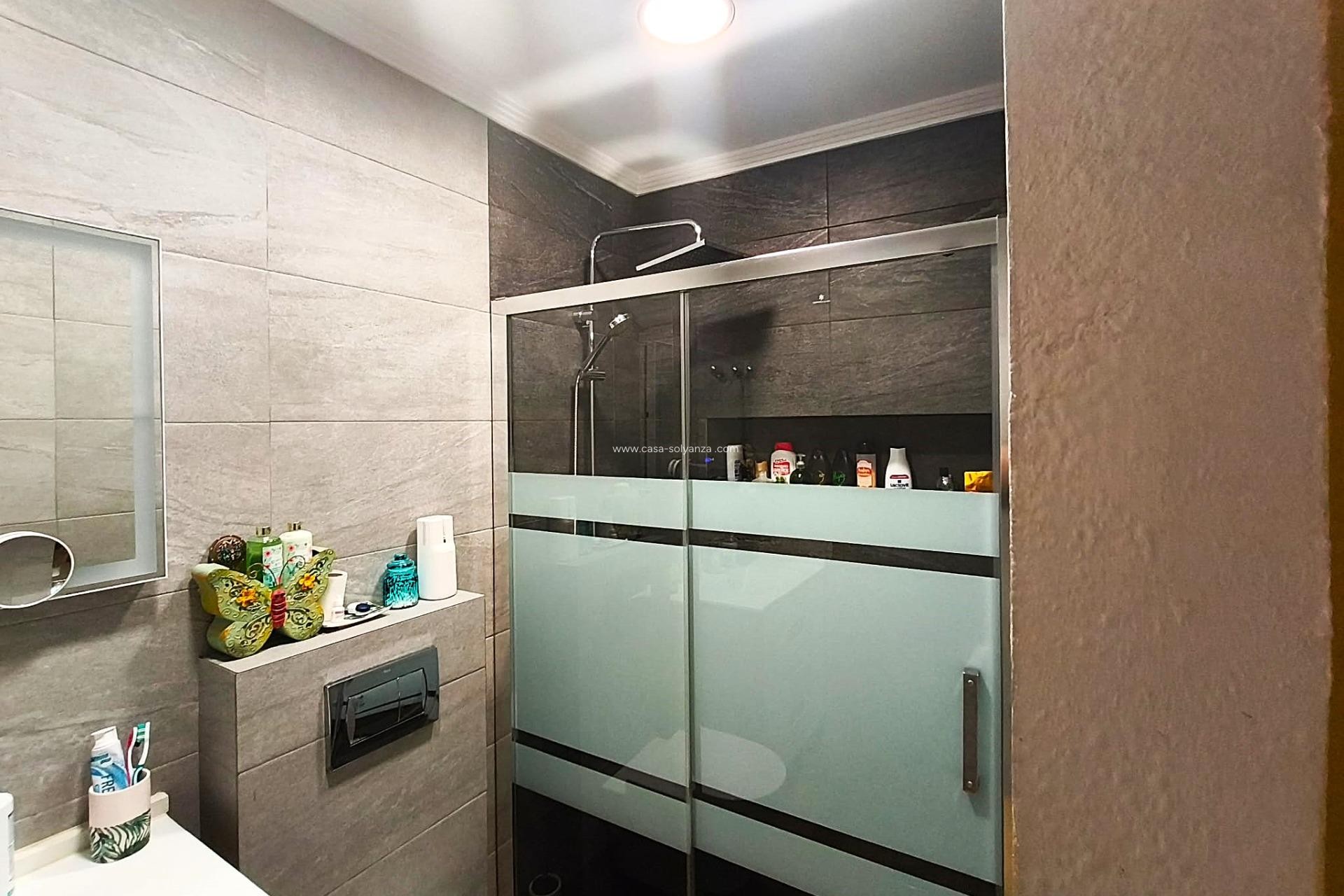 Herverkoop - Appartement / flat - Torrevieja - Center