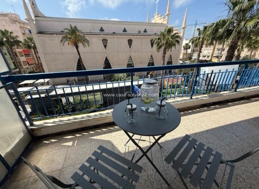 Herverkoop - Appartement / flat - Torrevieja - Center