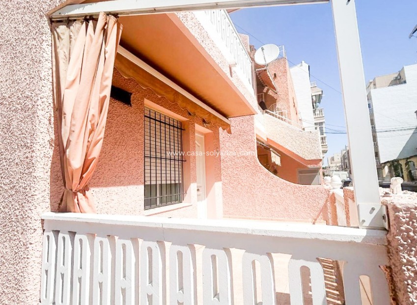 Herverkoop - Appartement / flat - Torrevieja - Center