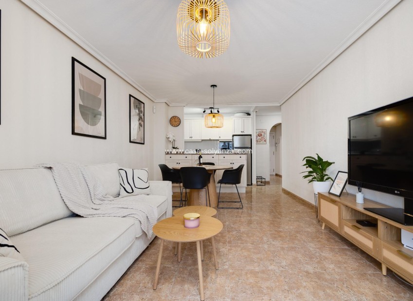 Herverkoop - Appartement / flat - Torrevieja - Center