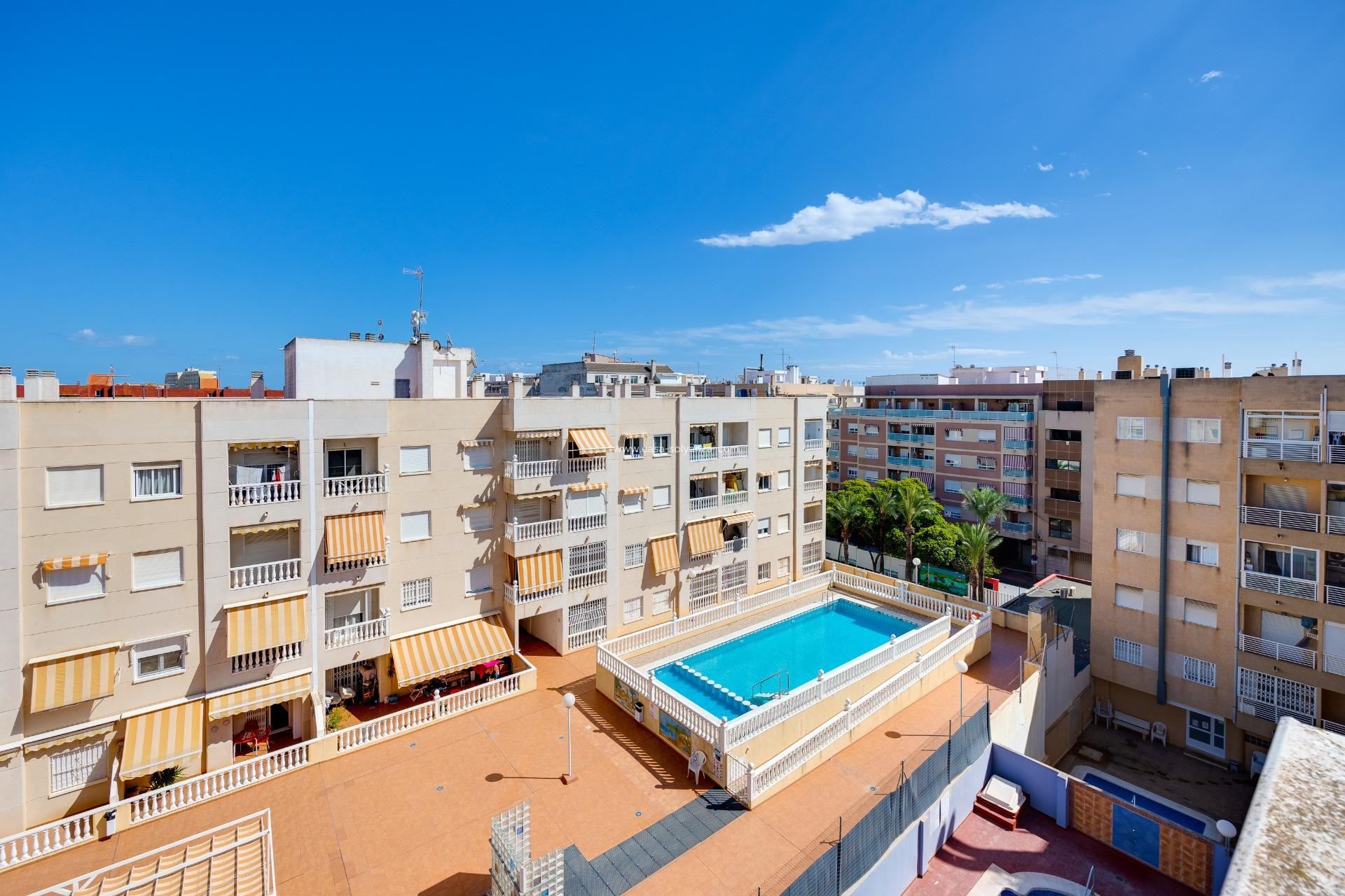 Herverkoop - Appartement / flat - Torrevieja - Center