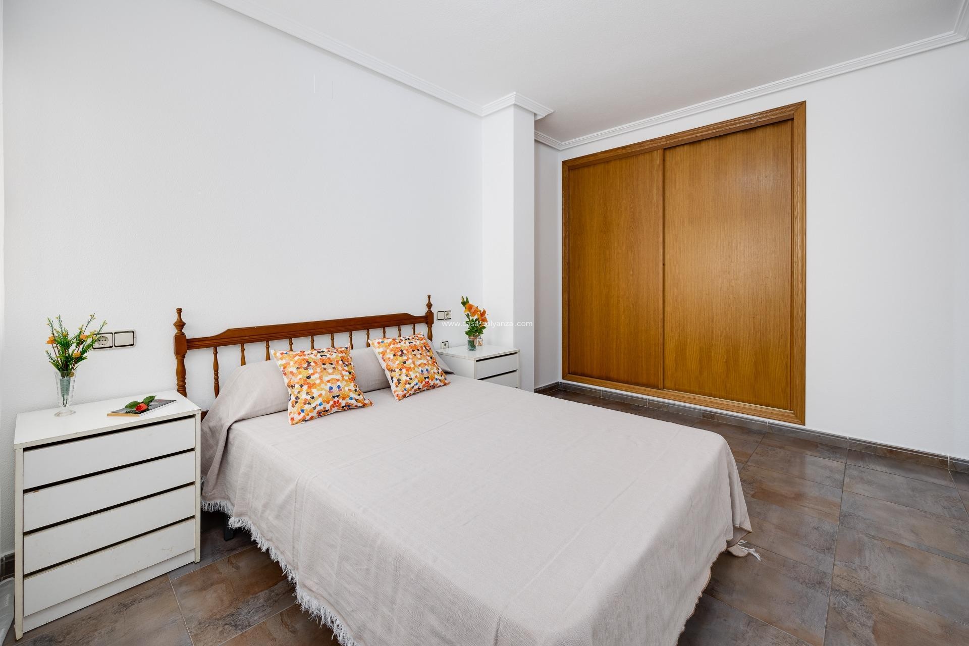 Herverkoop - Appartement / flat - Torrevieja - Center