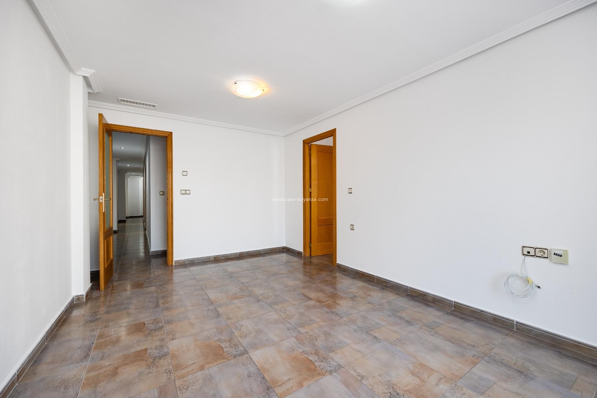 Herverkoop - Appartement / flat - Torrevieja - Center