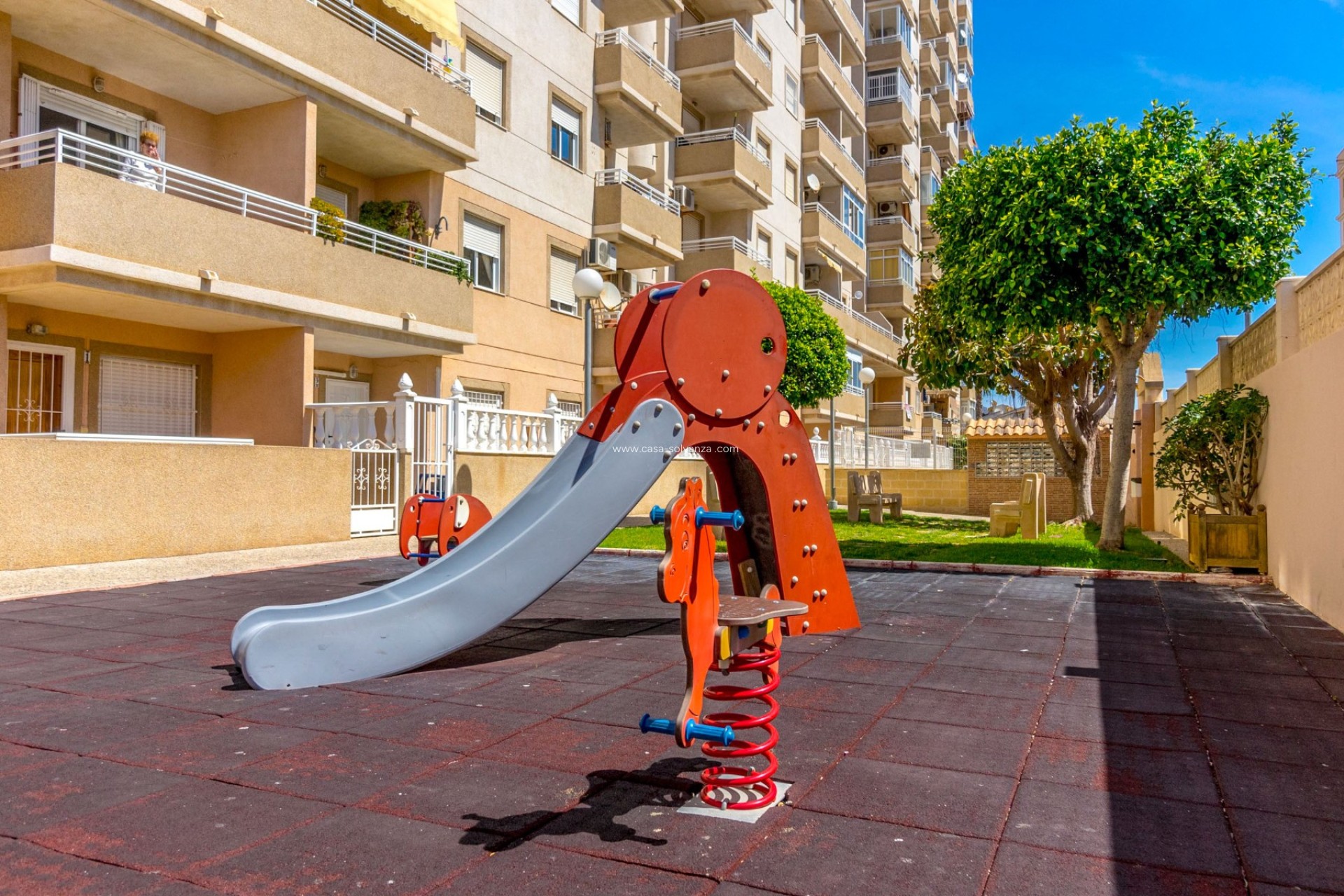 Herverkoop - Appartement / flat - Torrevieja - Center