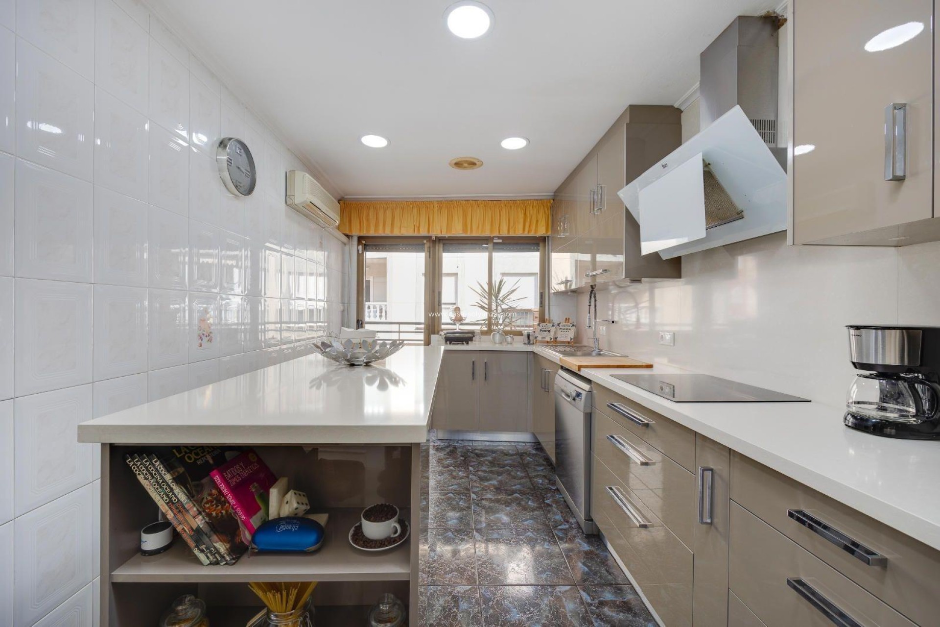 Herverkoop - Appartement / flat - Torrevieja - Center