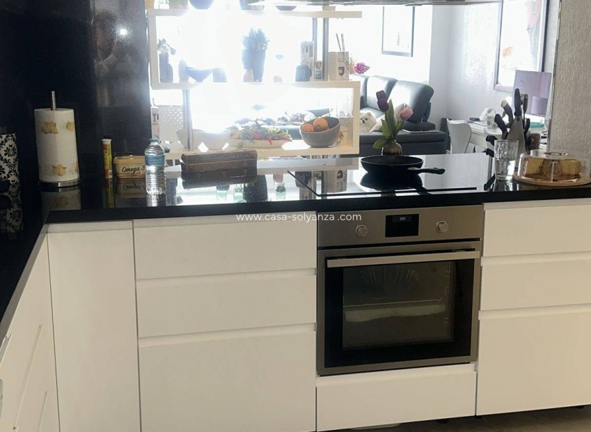 Herverkoop - Appartement / flat - Torrevieja - Center