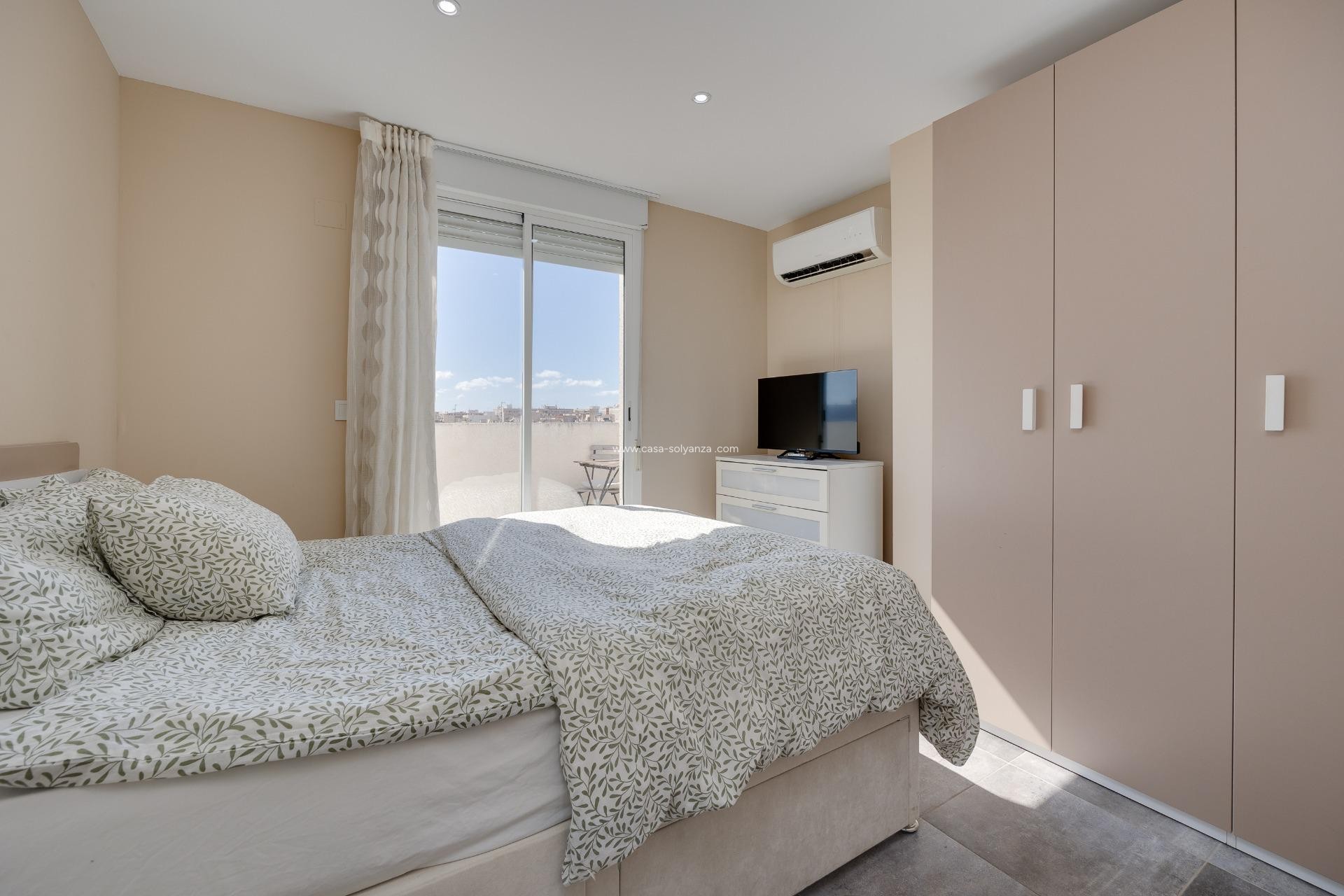 Herverkoop - Appartement / flat - Torrevieja - Center