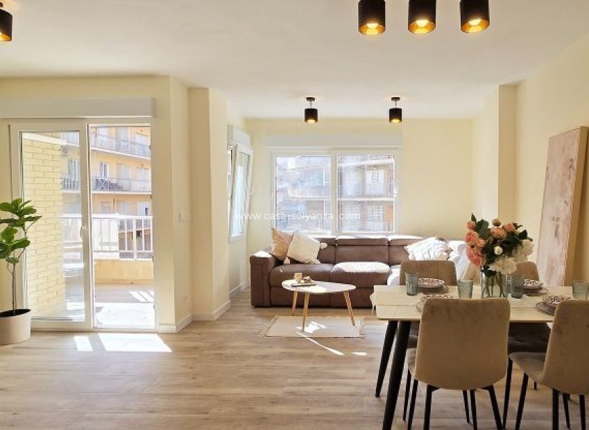 Herverkoop - Appartement / flat - Torrevieja - Center