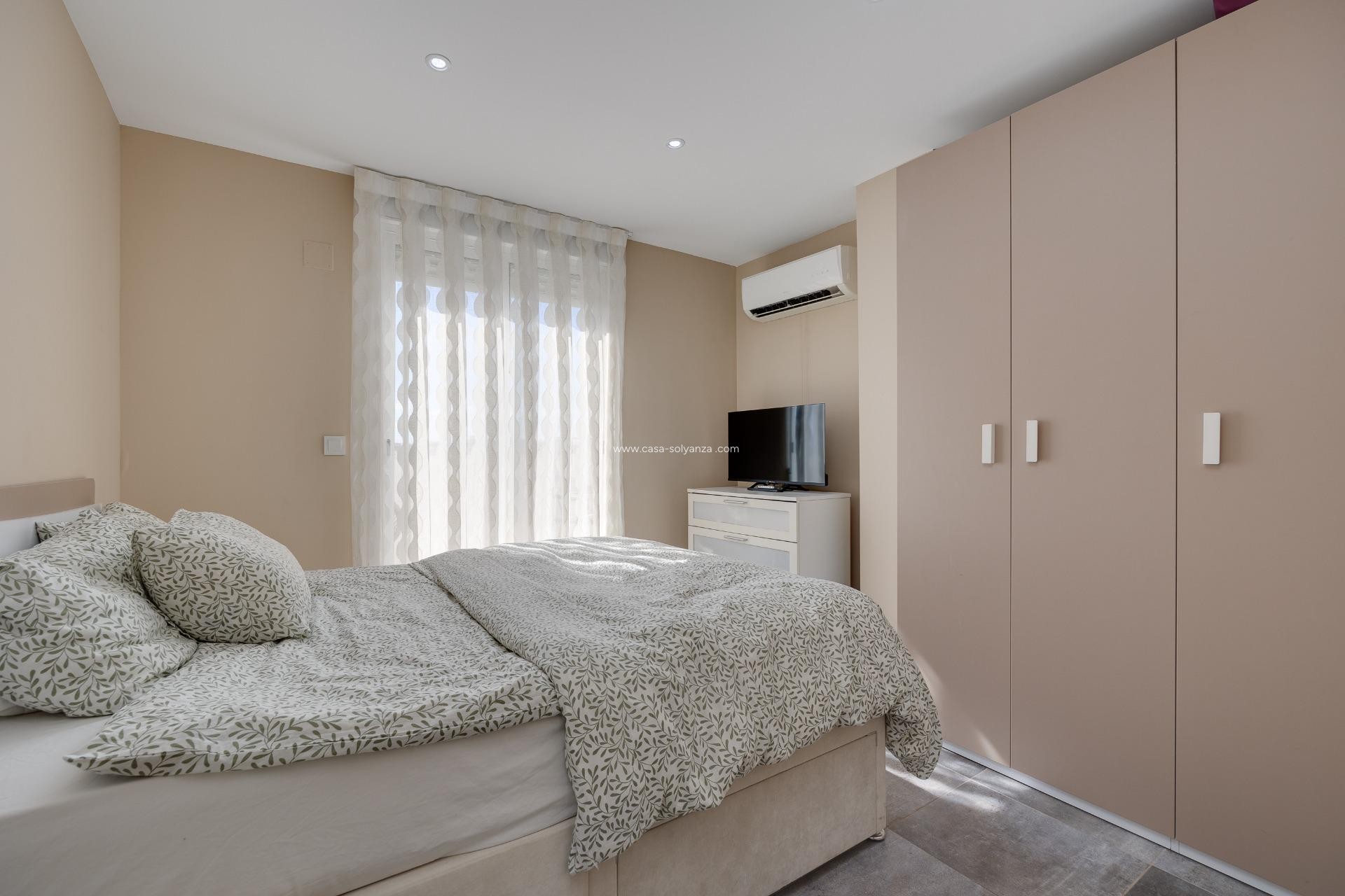 Herverkoop - Appartement / flat - Torrevieja - Center