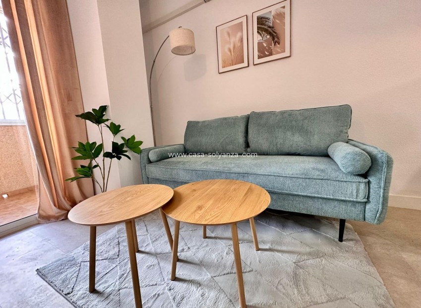 Herverkoop - Appartement / flat - Torrevieja - Center