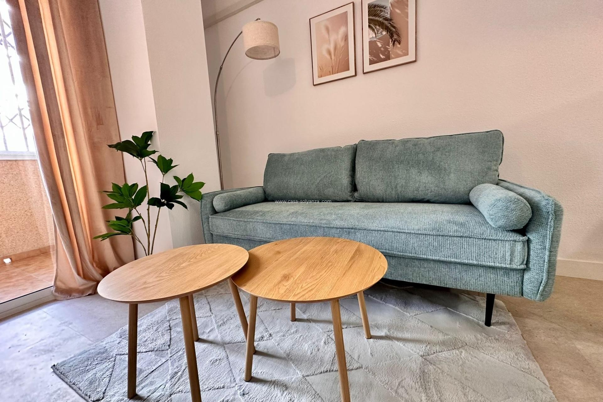 Herverkoop - Appartement / flat - Torrevieja - Center