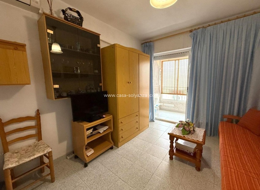 Herverkoop - Appartement / flat - Torrevieja - Center