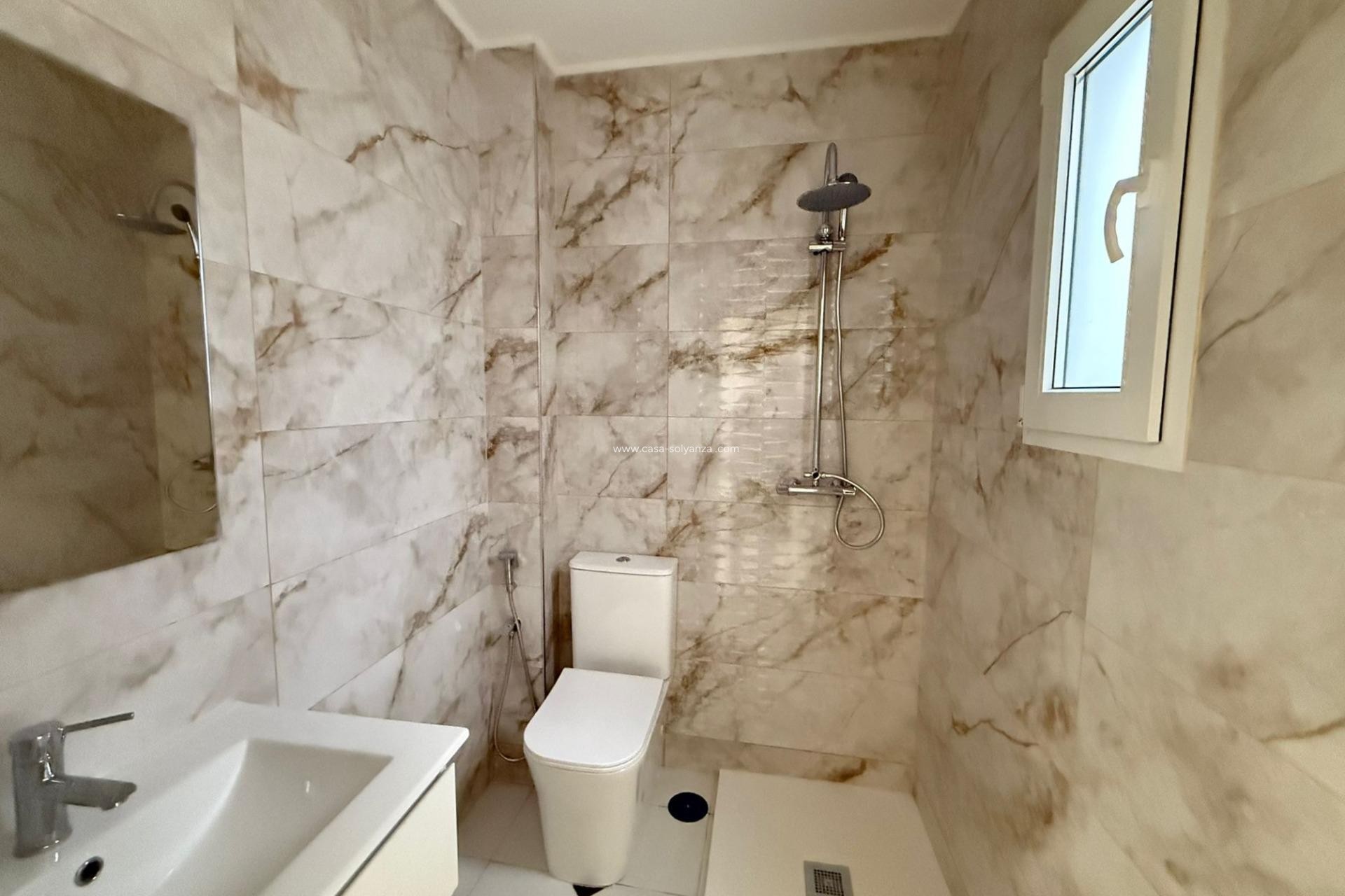 Herverkoop - Appartement / flat - Torrevieja - Center