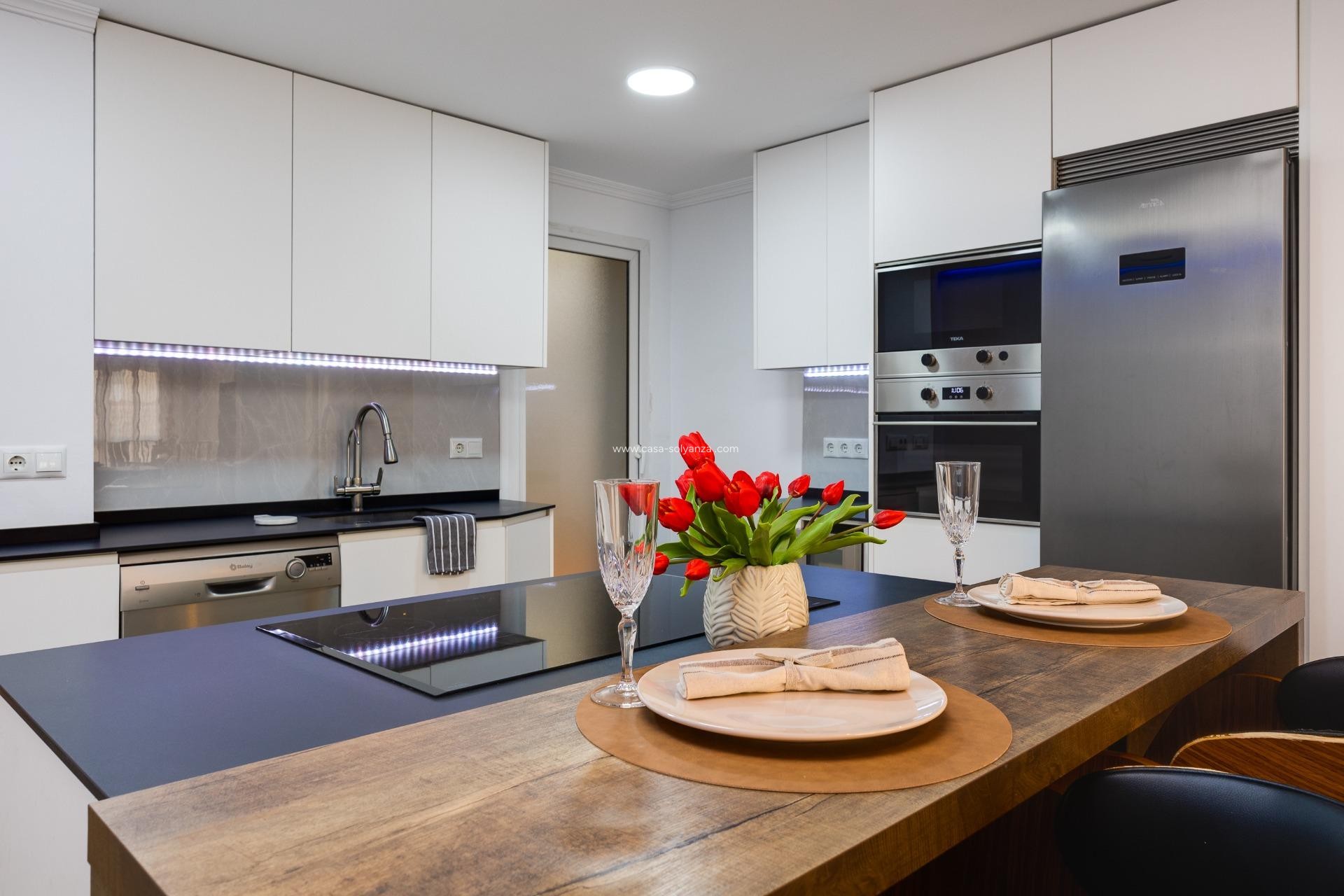 Herverkoop - Appartement / flat - Torrevieja - Center