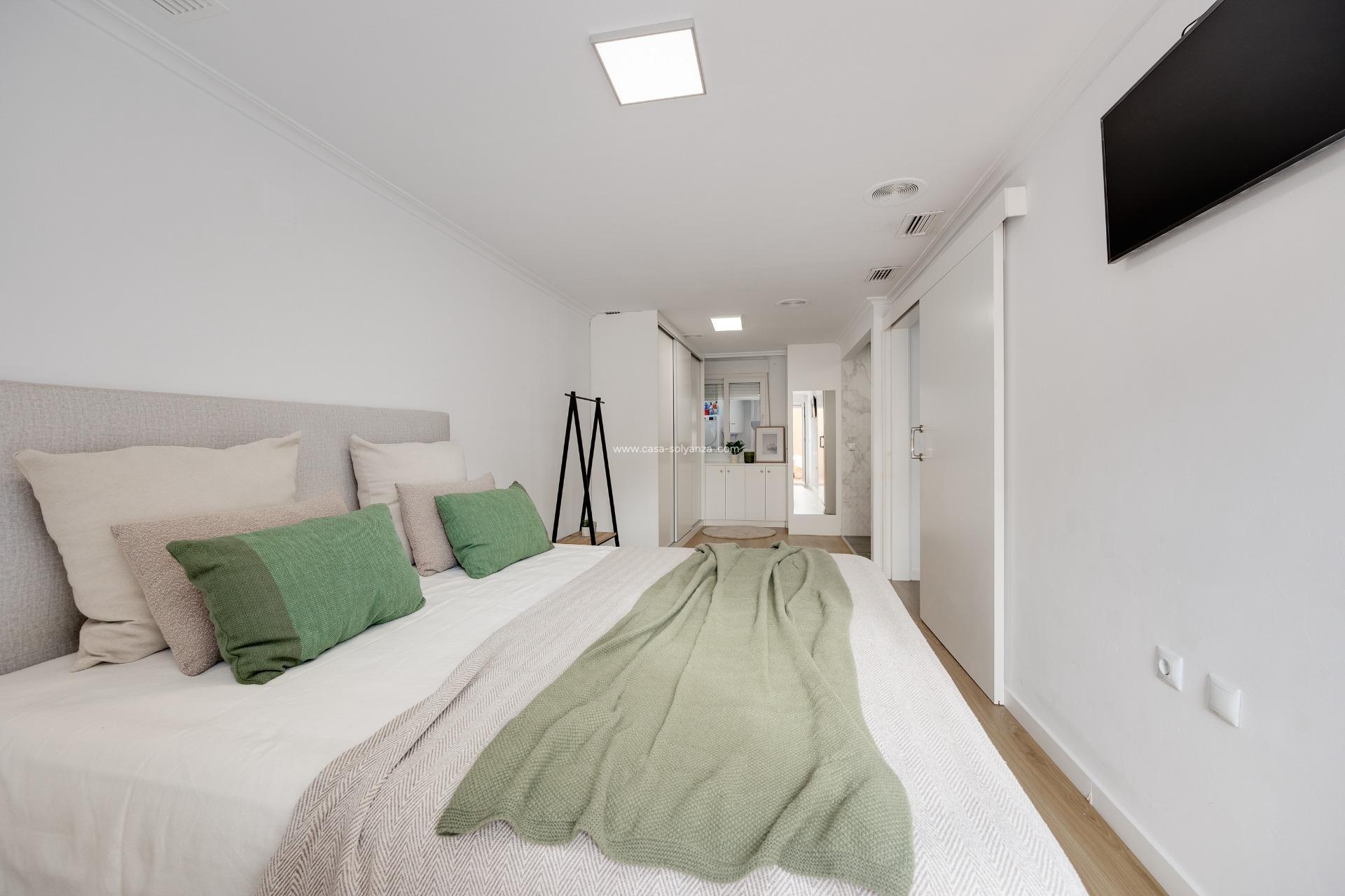 Herverkoop - Appartement / flat - Torrevieja - Center