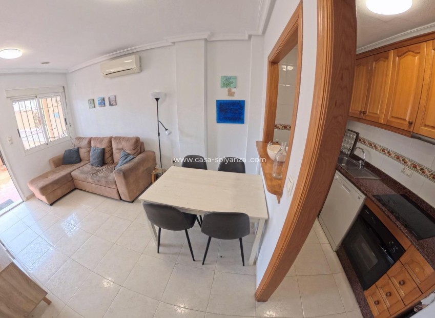 Herverkoop - Appartement / flat - Torrevieja - Center